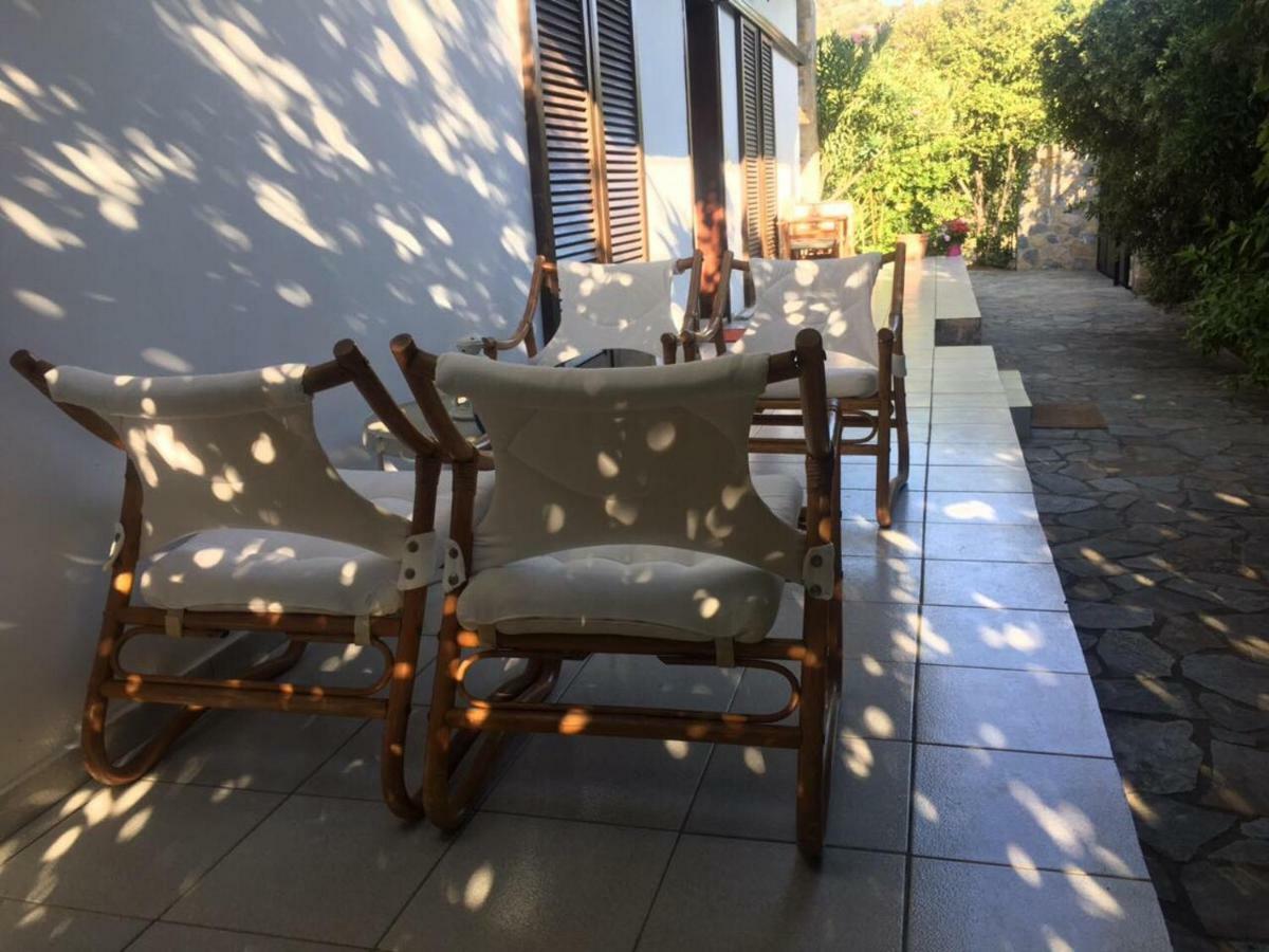 הוילה Agii Dimitrios ke Panteleimon Eratous Seaside House מראה חיצוני תמונה